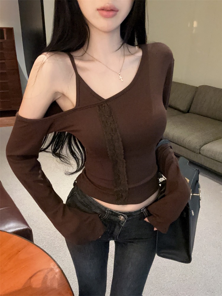 Sleeveless Undershirt - Women's Lace under Shirt Sleeveless Long