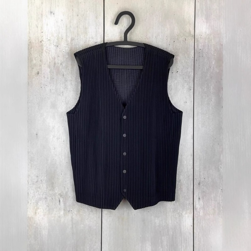 Miyake Pleated Original Unders - огляд і ціна Undershirt Crew Neck