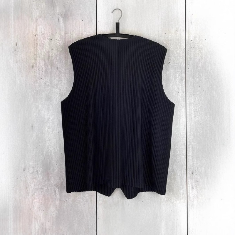 Miyake Pleated Original Unders - огляд і ціна Undershirt Crew Neck